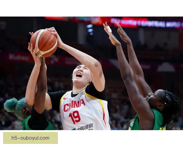 中国女篮世预赛开门红三塔齐发